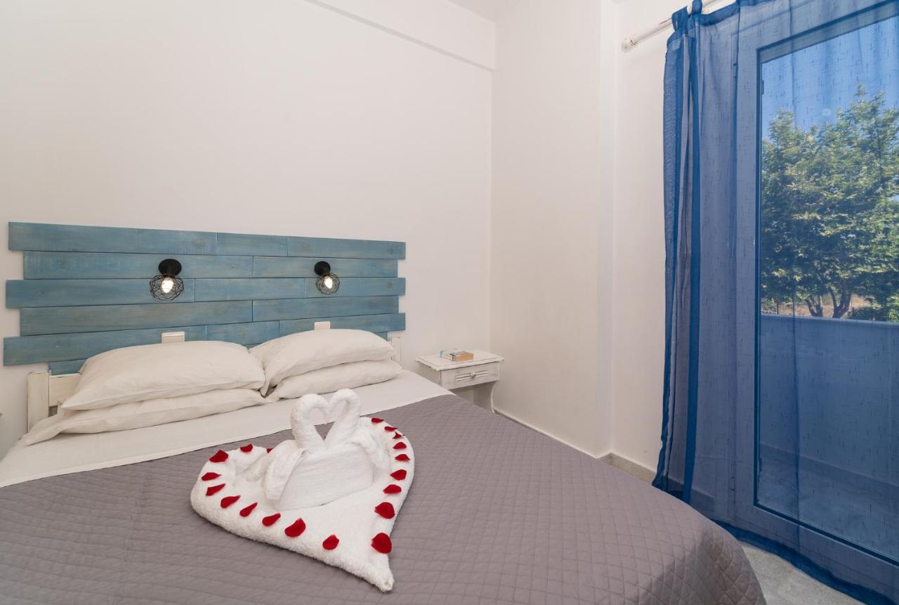 Blue Houses Apartments Finikounda Exterior foto