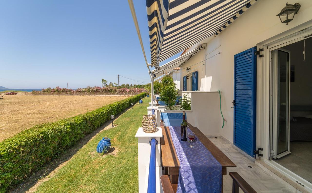 Blue Houses Apartments Finikounda Exterior foto