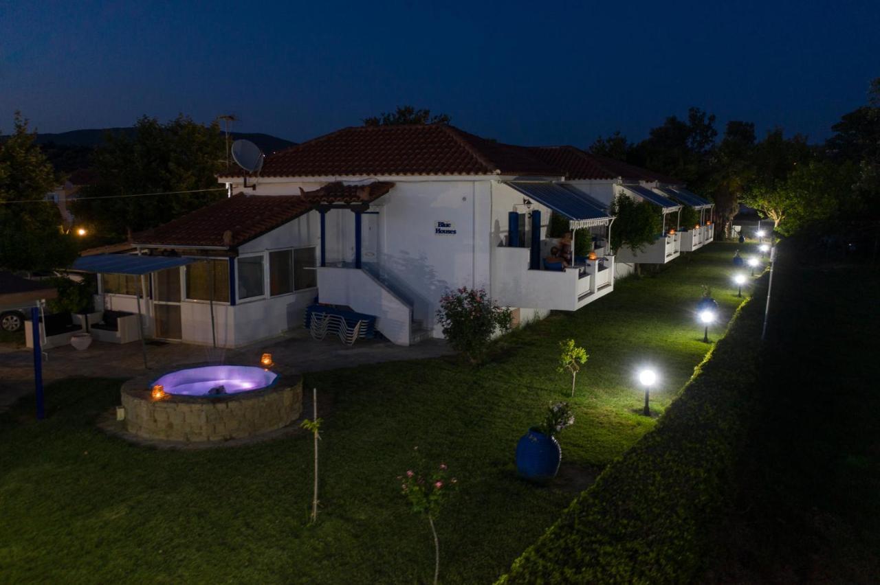Blue Houses Apartments Finikounda Exterior foto