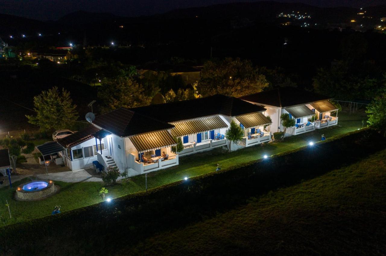 Blue Houses Apartments Finikounda Exterior foto
